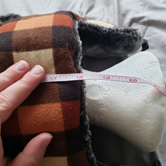 NWT Thinsulate Plaid lined Winter Hat - Picture 6 of 7